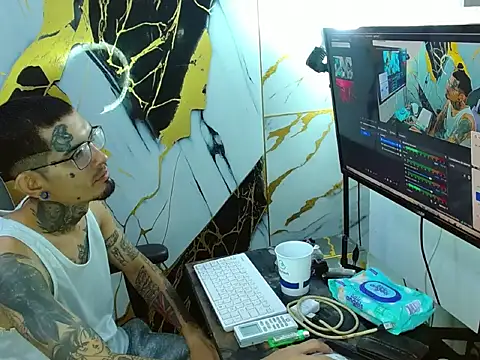 Boy tatto77 online show from 04/25/26, 11:46