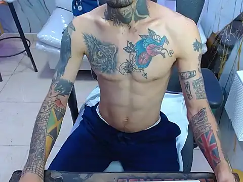 Boy tatto77 online show from 05/08/26, 11:48