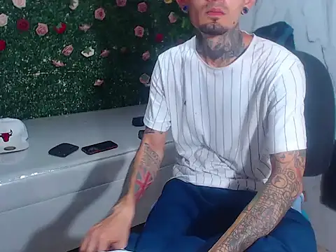 Boy tatto77 online show from 05/12/26, 03:42
