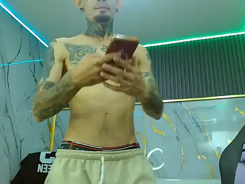 Boy tatto77 online show from 05/17/26, 01:25