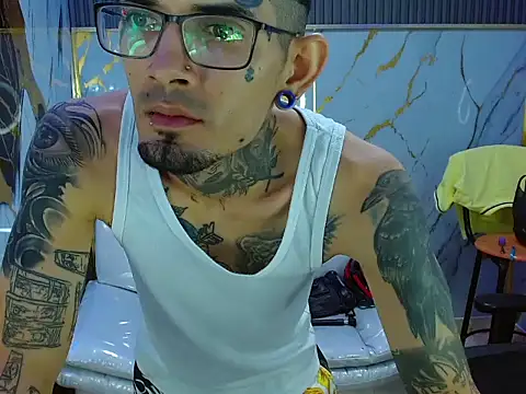 Boy tatto77 online show from 07/09/26, 01:20