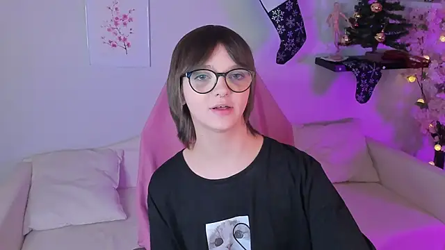 Snapshot of LetoriaNotley chatting on 01/09/26, 08:32 LetoriaNotley online show from 01/09/26, 08:32