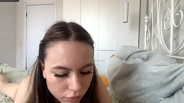 KitCerveny online show from 04/04/26, 09:18