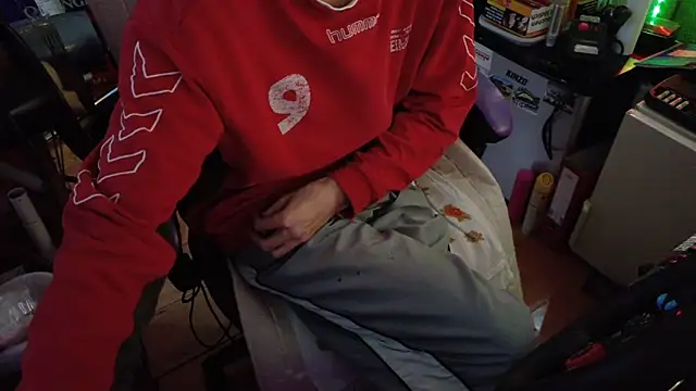 Snapshot of Gay-Versaut chatting on 02/11/26, 05:51 Gay-Versaut online show from 02/11/26, 05:51