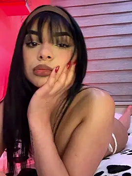 Snapshot of LARISSAEVANSS chatting on 01/14/26, 02:39 LARISSAEVANSS online show from 01/14/26, 02:39