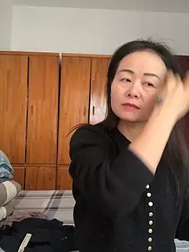 yunyun52012 online show from 01/12/26, 07:24