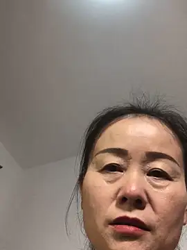 yunyun52012 online show from 02/02/26, 10:25