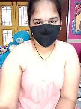 maduri   online show from 04/26/26, 03:04