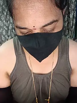 maduri   online show from 07/30/26, 01:59
