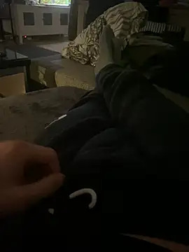 LienalWarplane online show from 02/24/26, 05:33