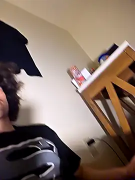 Snapshot of Mr_fromtheback chatting on 02/17/26, 02:08 Mr fromtheback online show from 02/17/26, 02:08