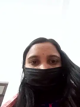 Miya mona online show from 01/08/26, 04:20