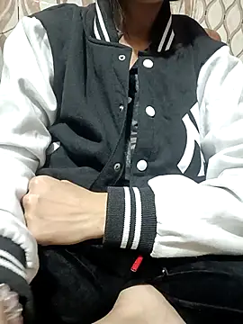 Eva 890 online show from 12/19/25, 04:14