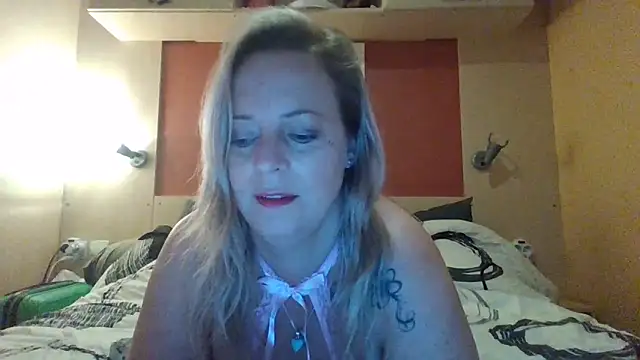 Miss-Chupagirly online show from 12/19/25, 04:58