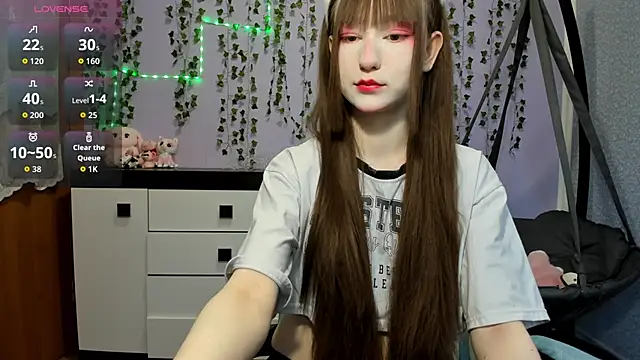 Snapshot of Yoonhee_ki chatting on 04/17/26, 02:09 Yoonhee ki online show from 04/17/26, 02:09