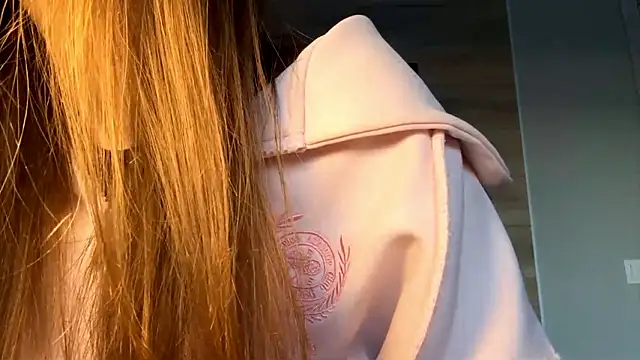 lisa montana online show from 02/02/26, 06:23