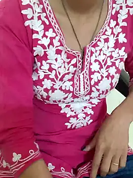 Snapshot of Anjali680 chatting on 04/10/26, 03:12 Anjali680 online show from 04/10/26, 03:12