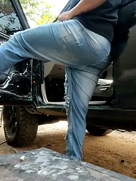 Snapshot of PIGHIGHDIRTY_p0 chatting on 02/09/26, 06:01 PIGHIGHDIRTY p0 online show from 02/09/26, 06:01