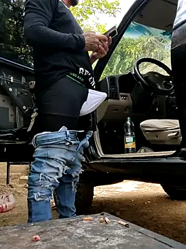 Snapshot of PIGHIGHDIRTY_p0 chatting on 02/19/26, 07:21 PIGHIGHDIRTY p0 online show from 02/19/26, 07:21