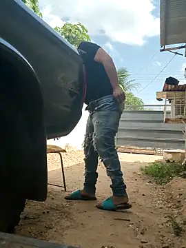 Snapshot of PIGHIGHDIRTY_p0 chatting on 02/26/26, 06:40 PIGHIGHDIRTY p0 online show from 02/26/26, 06:40