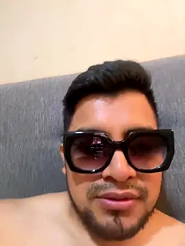 Manueldow1 online show from 12/18/25, 06:03