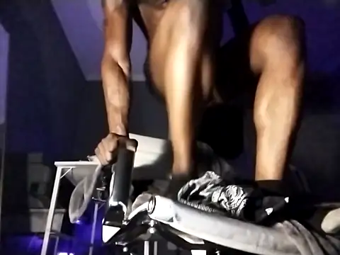 Cantgetenough0069 online show from 03/04/26, 02:39