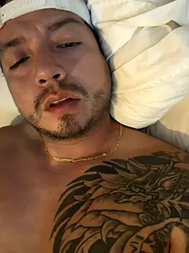 Snapshot of kskdhrks chatting on 12/19/25, 08:05 kskdhrks online show from 12/19/25, 08:05