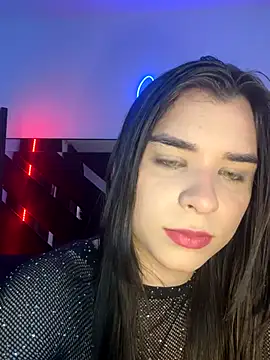 Snapshot of cristalcott chatting on 12/19/25, 06:15 cristalcott online show from 12/19/25, 06:15