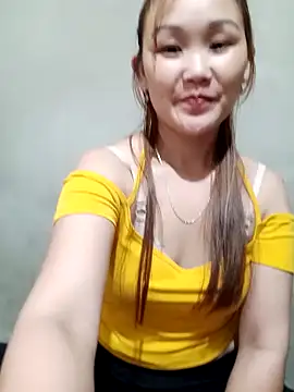Snapshot of yula-bi chatting on 05/11/26, 01:55 yula-bi online show from 05/11/26, 01:55