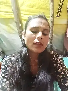 Snapshot of Cuty_priti chatting on 03/23/26, 04:33 Cuty priti online show from 03/23/26, 04:33