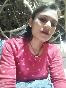 Snapshot of Cuty_priti chatting on 04/20/26, 05:48 Cuty priti online show from 04/20/26, 05:48