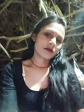 Snapshot of Cuty_priti chatting on 05/05/26, 04:48 Cuty priti online show from 05/05/26, 04:48