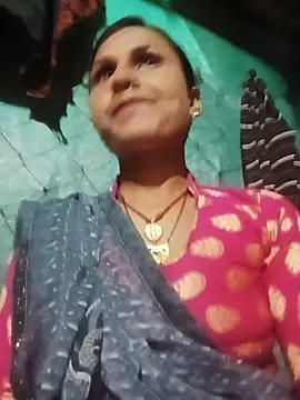 Snapshot of Cuty_priti chatting on 05/16/26, 05:12 Cuty priti online show from 05/16/26, 05:12