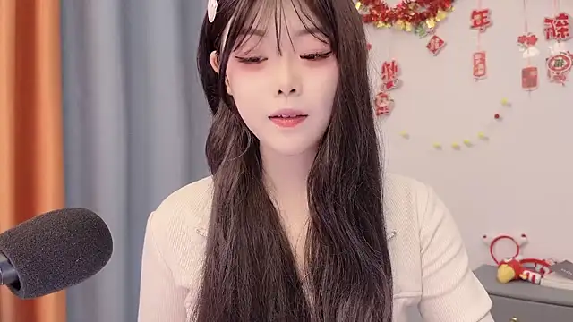 smalldaisy online show from 03/06/26, 02:19