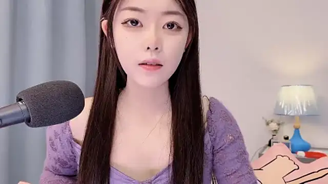 smalldaisy online show from 04/16/26, 02:56