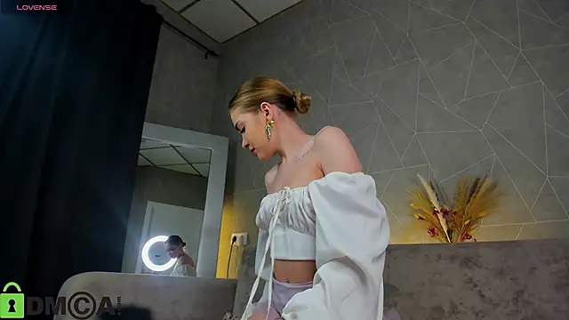 betty brianna online show from 01/14/26, 01:11