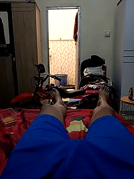 Snapshot of CharlieXXX67 chatting on 12/19/25, 02:02 CharlieXXX67 online show from 12/19/25, 02:02