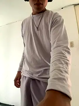 Snapshot of bigboycol chatting on 12/19/25, 04:25 bigboycol online show from 12/19/25, 04:25