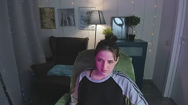SarahShelby online show from 06/13/26, 05:00
