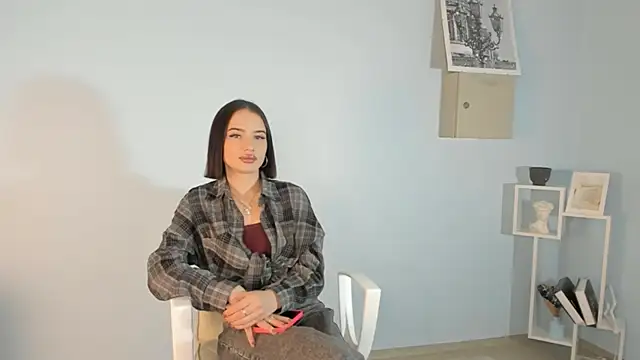 Snapshot of BrittnyRodney chatting on 12/21/25, 07:37 BrittnyRodney online show from 12/21/25, 07:37