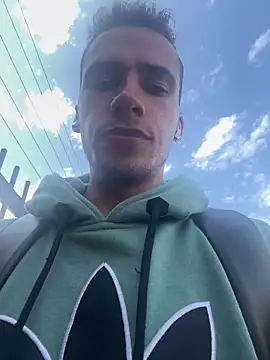 Snapshot of Deimon_hot1 chatting on 12/19/25, 08:05 Deimon hot1 online show from 12/19/25, 08:05