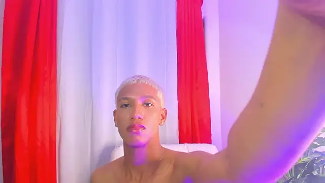 Snapshot of im_jasper chatting on 02/11/26, 10:26 im jasper online show from 02/11/26, 10:26