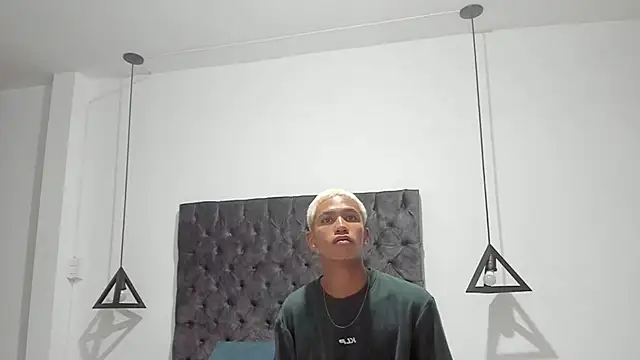 Snapshot of im_jasper chatting on 02/23/26, 08:06 im jasper online show from 02/23/26, 08:06