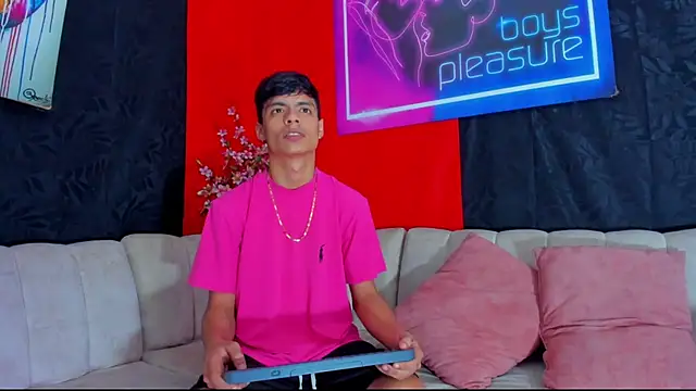 BrownieLoverss online show from 01/06/26, 01:53