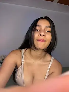 ManuelaEvans  online show from 05/07/26, 02:06