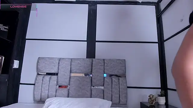 AmbarBrownn  online show from 02/06/26, 08:56