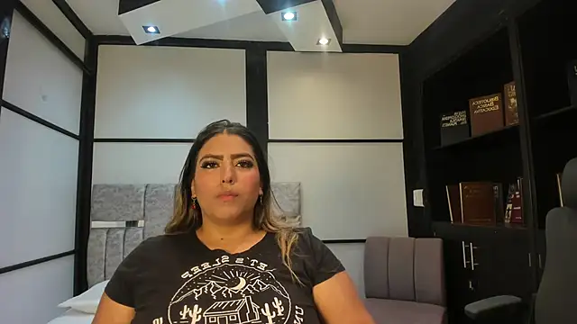 AmbarBrownn  online show from 03/06/26, 07:54