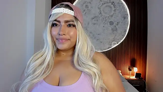 AmbarBrownn  online show from 05/16/26, 04:20
