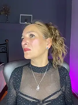 JennaMilf  online show from 04/13/26, 07:08