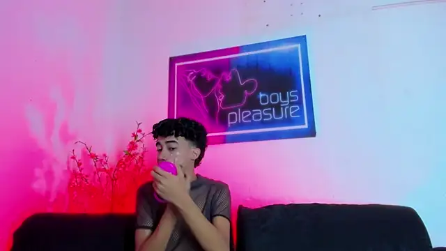 Pleasure boys hot online show from 03/23/26, 07:07